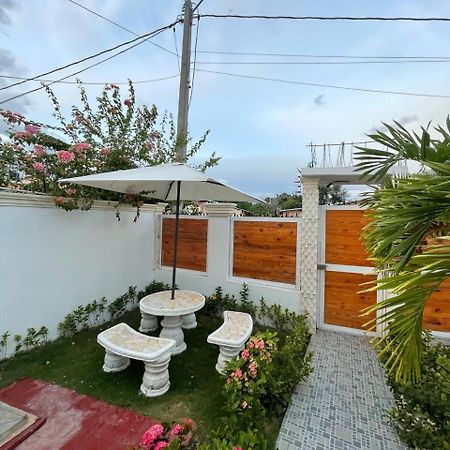 Villa Confortable De 2 Habitaciones 페데르날레스 외부 사진